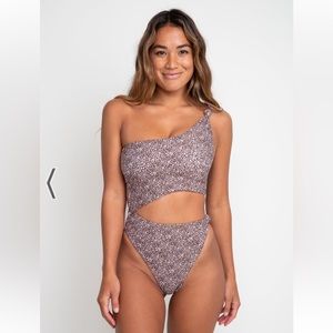 Skatie Nicole one piece in Sundance size large